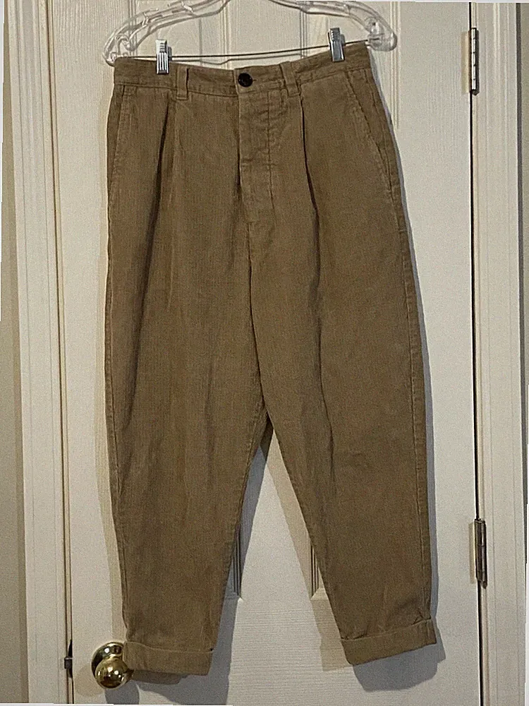 AMI Alexandre Mattiussi Tan Tapered Leg Oversized Corduroy Cropped Trousers XS