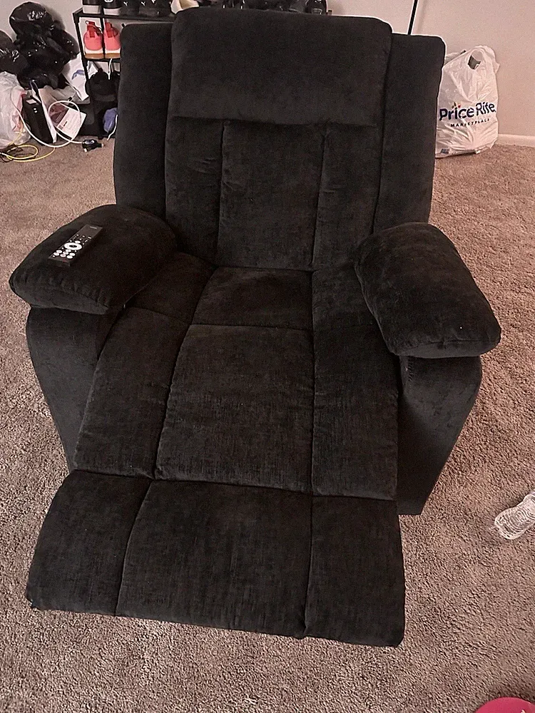 52 in oversized recliners